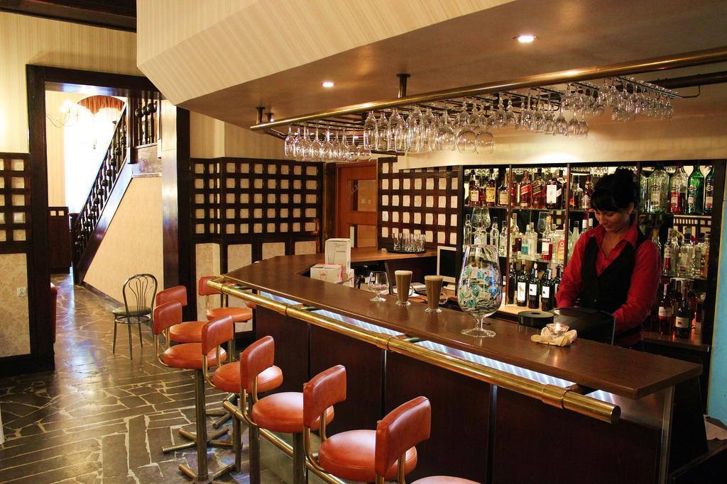 Hotel Staromiejski Słupsk Buitenkant foto